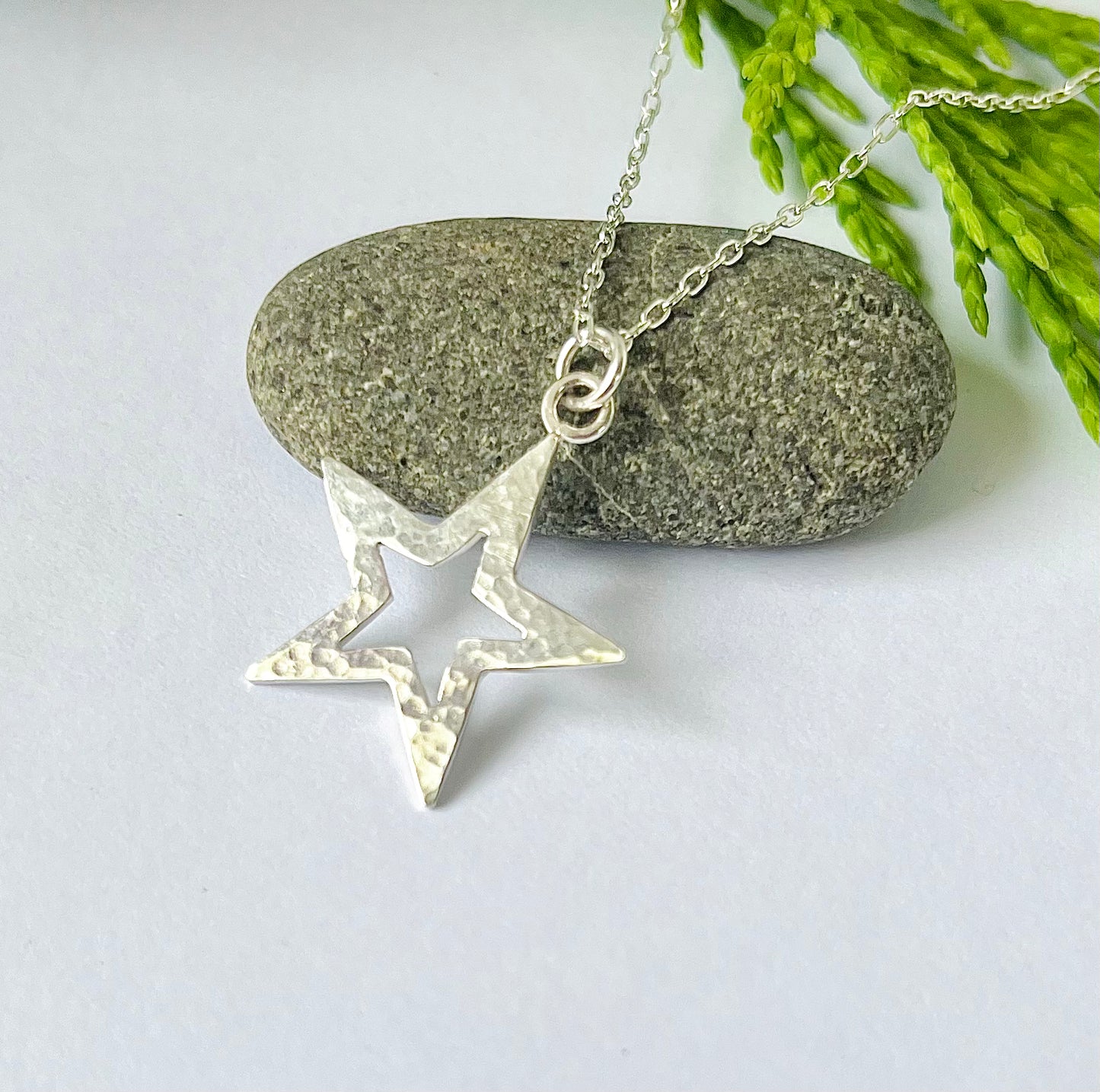 Cut Out Hammered Star Necklace