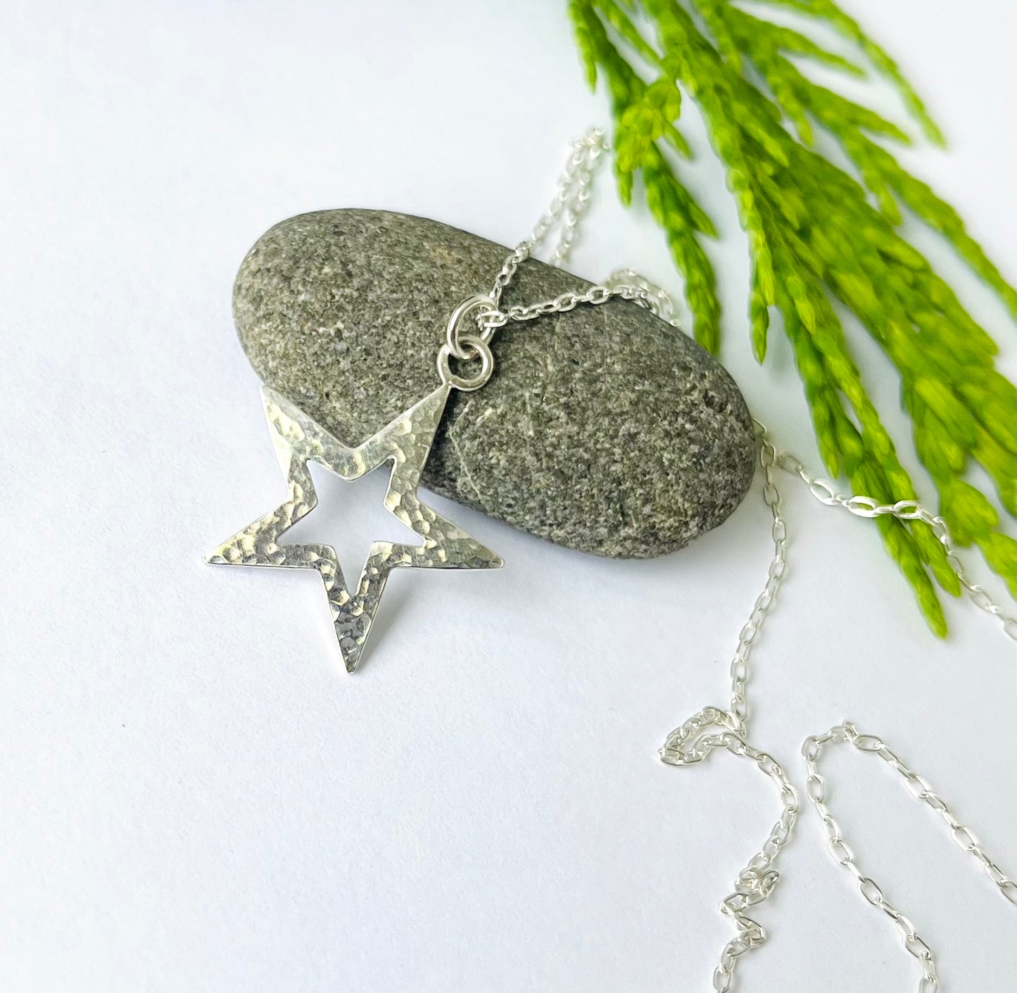 Cut Out Hammered Star Necklace