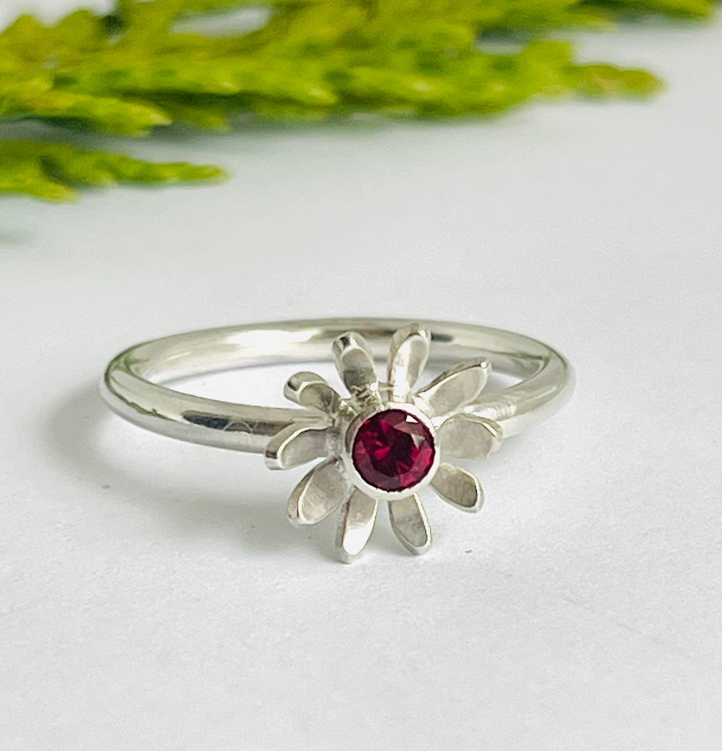 Daisy Garnet Ring