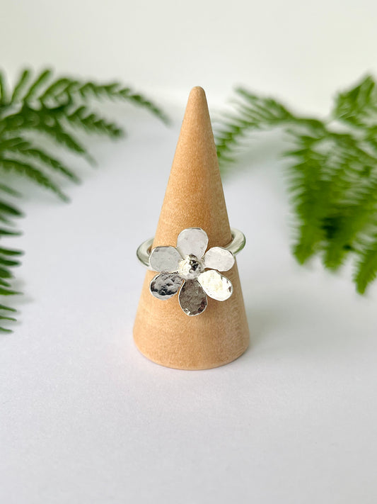 Hammered Dahlia Ring
